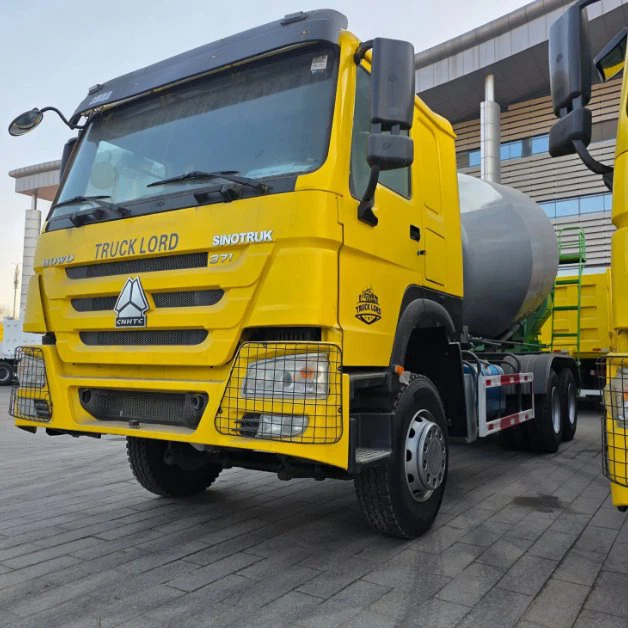 Job Site Concrete Mixer Truck